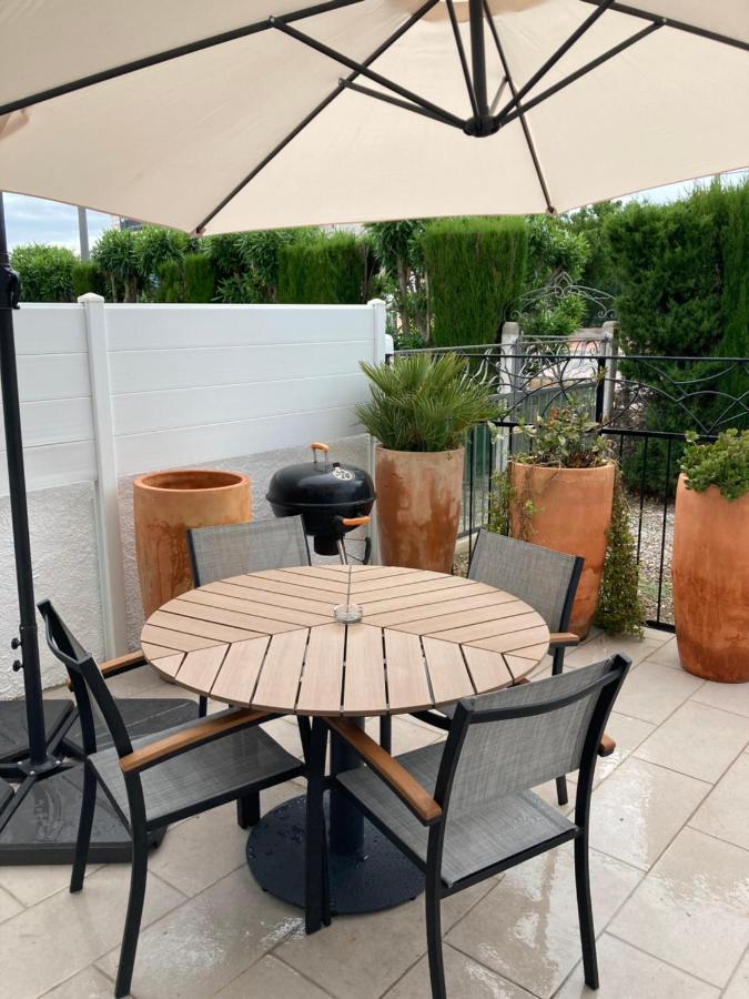 Charmante Maison Coeur De Ville 650M Plage エンプリアブラバ エクステリア 写真